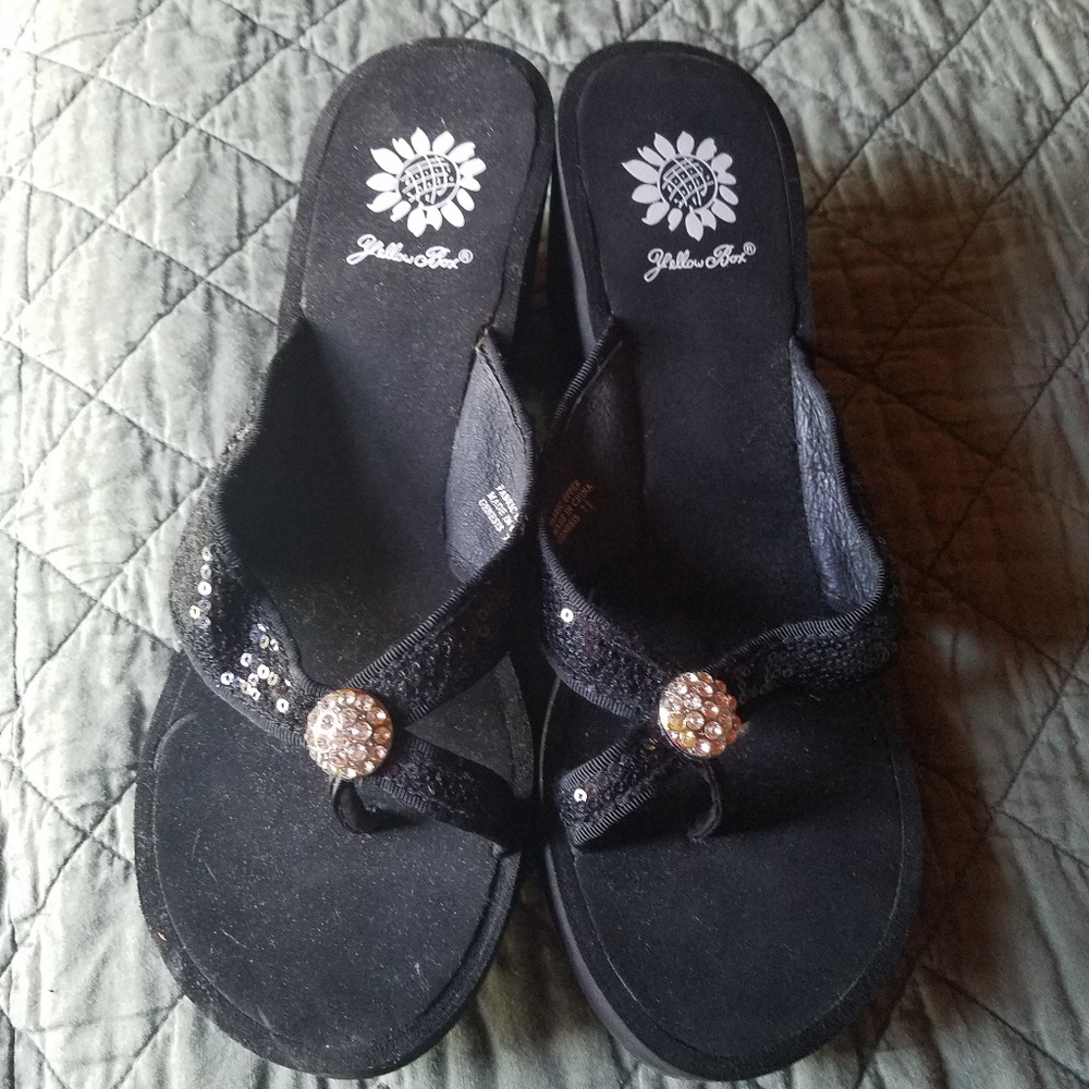 Yellow box flip flops "price is final"